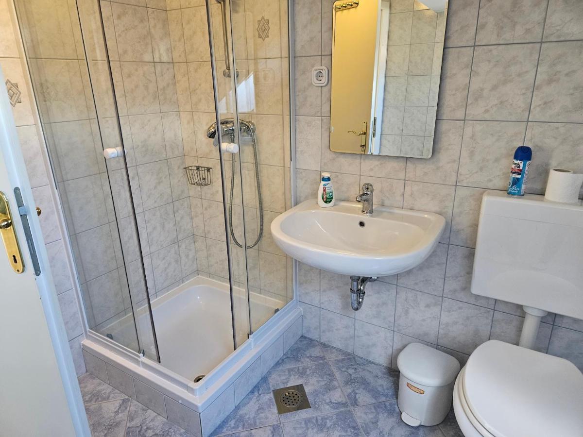 דירות בלד Apartma Jezerci מראה חיצוני תמונה