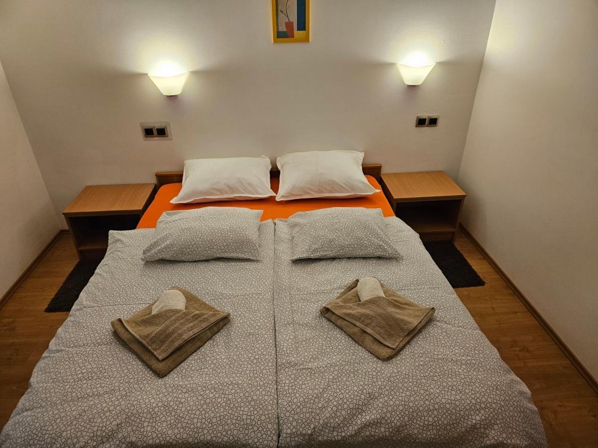 דירות בלד Apartma Jezerci מראה חיצוני תמונה