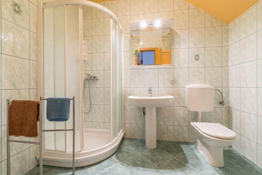 דירות בלד Apartma Jezerci חדר תמונה